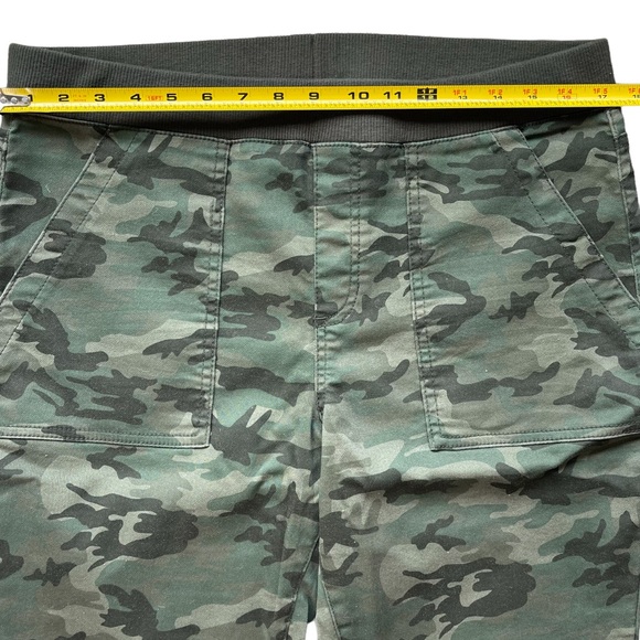 No Boundaries size Xl (15-17) thin green camo skinny pants elastic waist NWOT - Picture 12 of 16